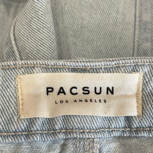 PacSun exposed zipper front high rise shorts in a size 26 - Picture 5 of 9